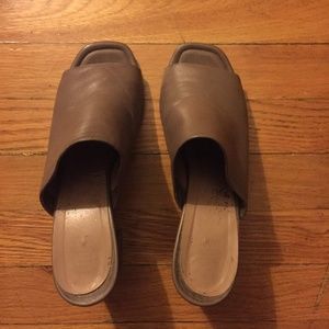 Maryam Nassir Zadeh Penelope mules